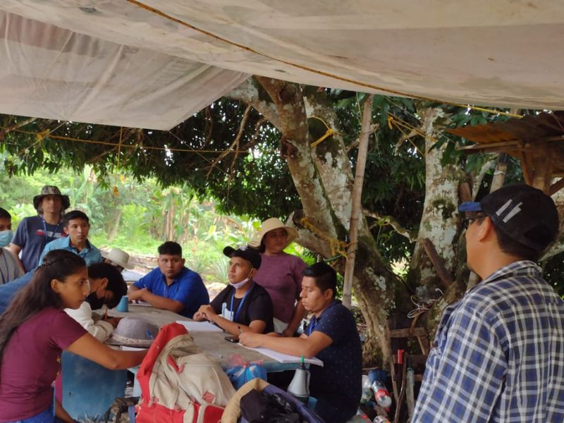 campesinos, codiseño, reunión